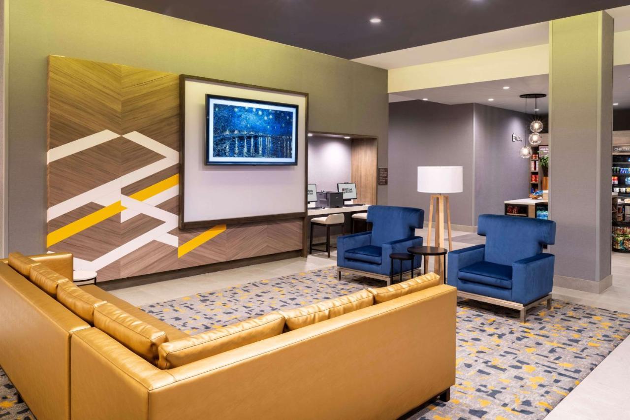 Hilton Garden Inn Pomona, Ca מראה חיצוני תמונה