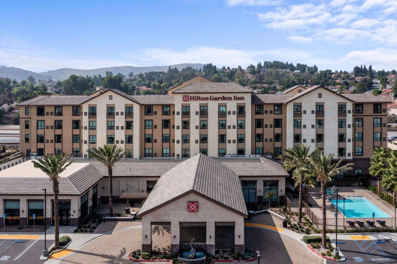 Hilton Garden Inn Pomona, Ca מראה חיצוני תמונה