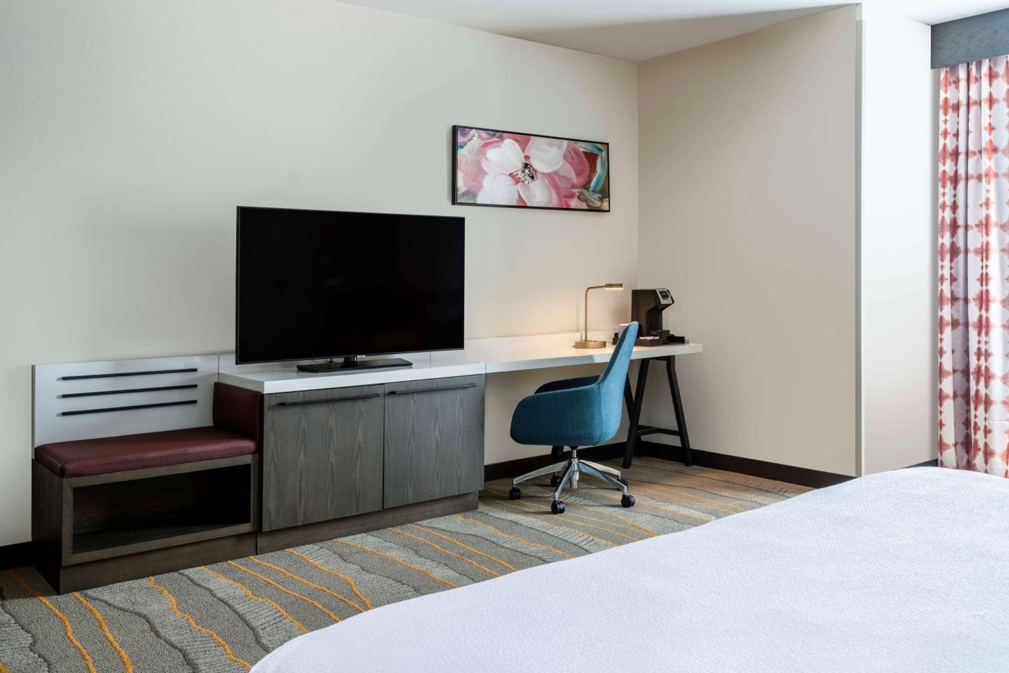 Hilton Garden Inn Pomona, Ca מראה חיצוני תמונה