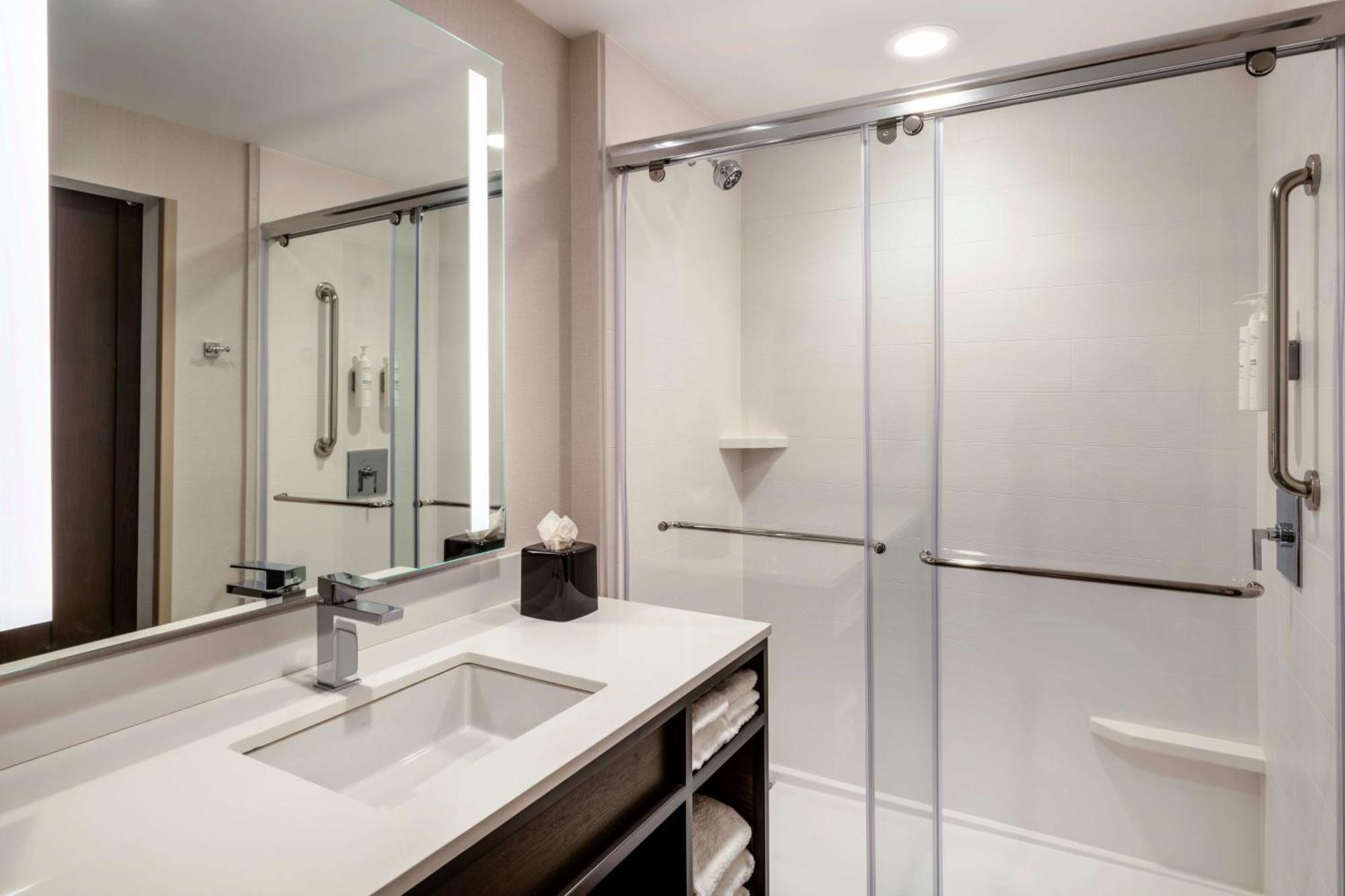 Hilton Garden Inn Pomona, Ca מראה חיצוני תמונה